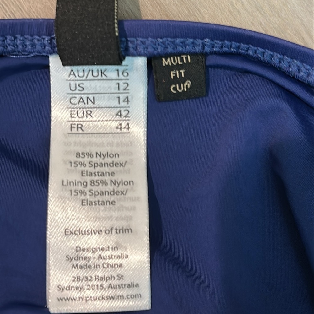 Nip Tuck Multi fit Cup Slimming One Piece Swimsuit - Picture 4 of 6